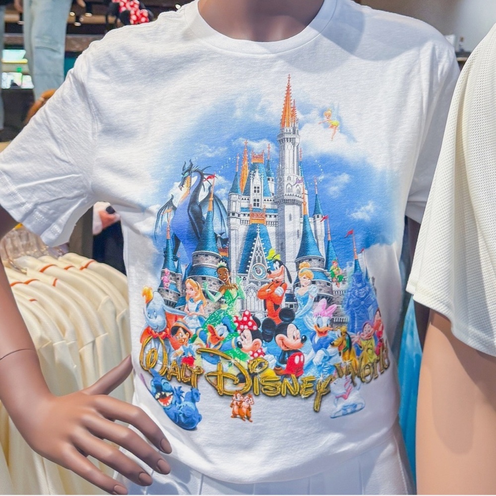 WALT DISNEY WORLD MAGIC KINGDOM 2024 TSHIRT